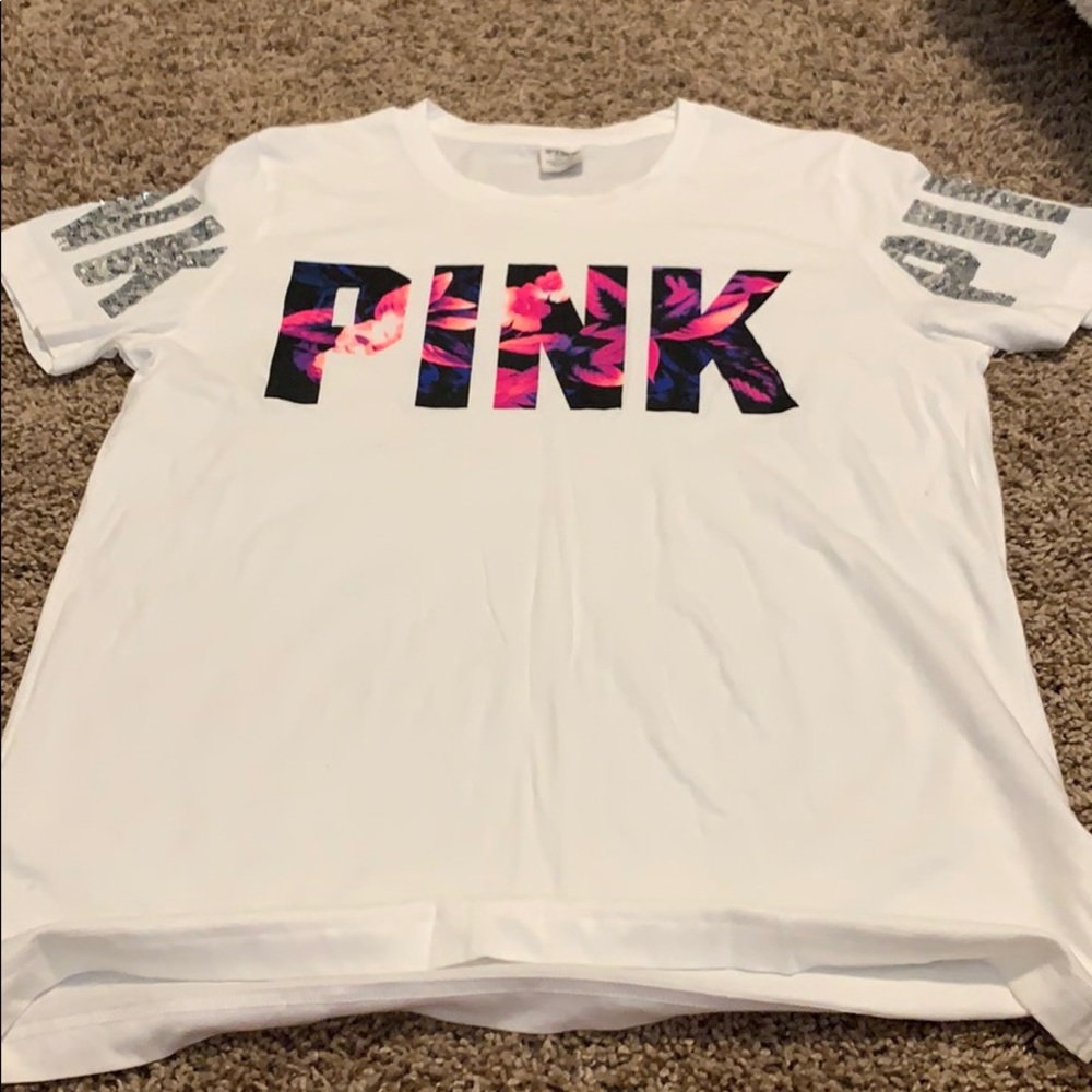 White  with floral VS Pink t-shirt